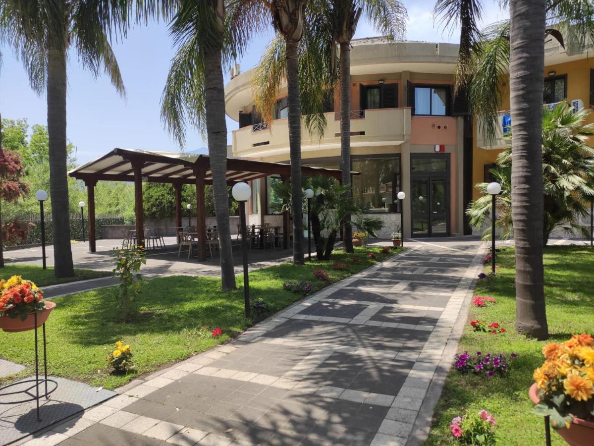 Oasi Park Hotel Mascali Exterior photo