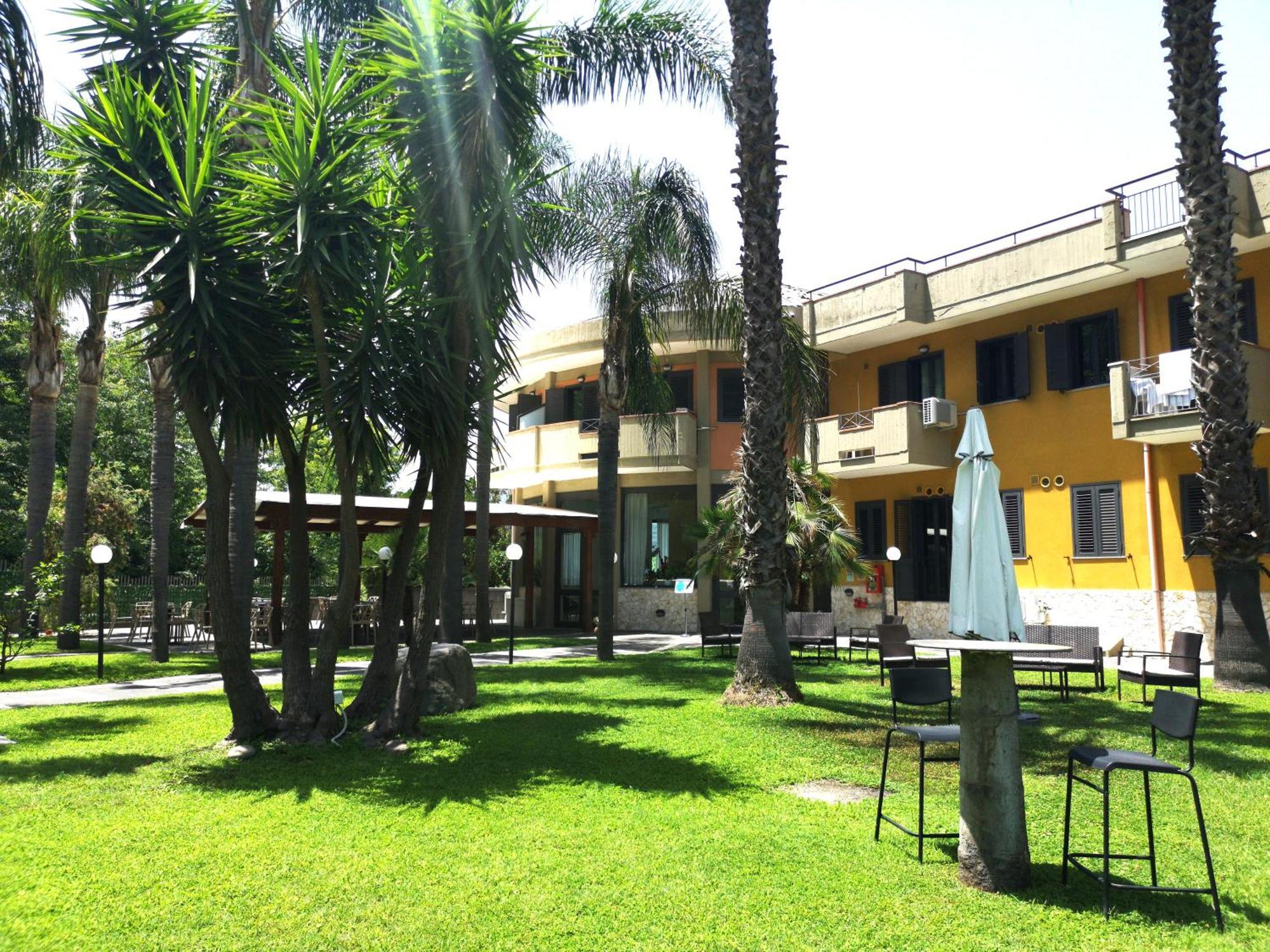 Oasi Park Hotel Mascali Exterior photo