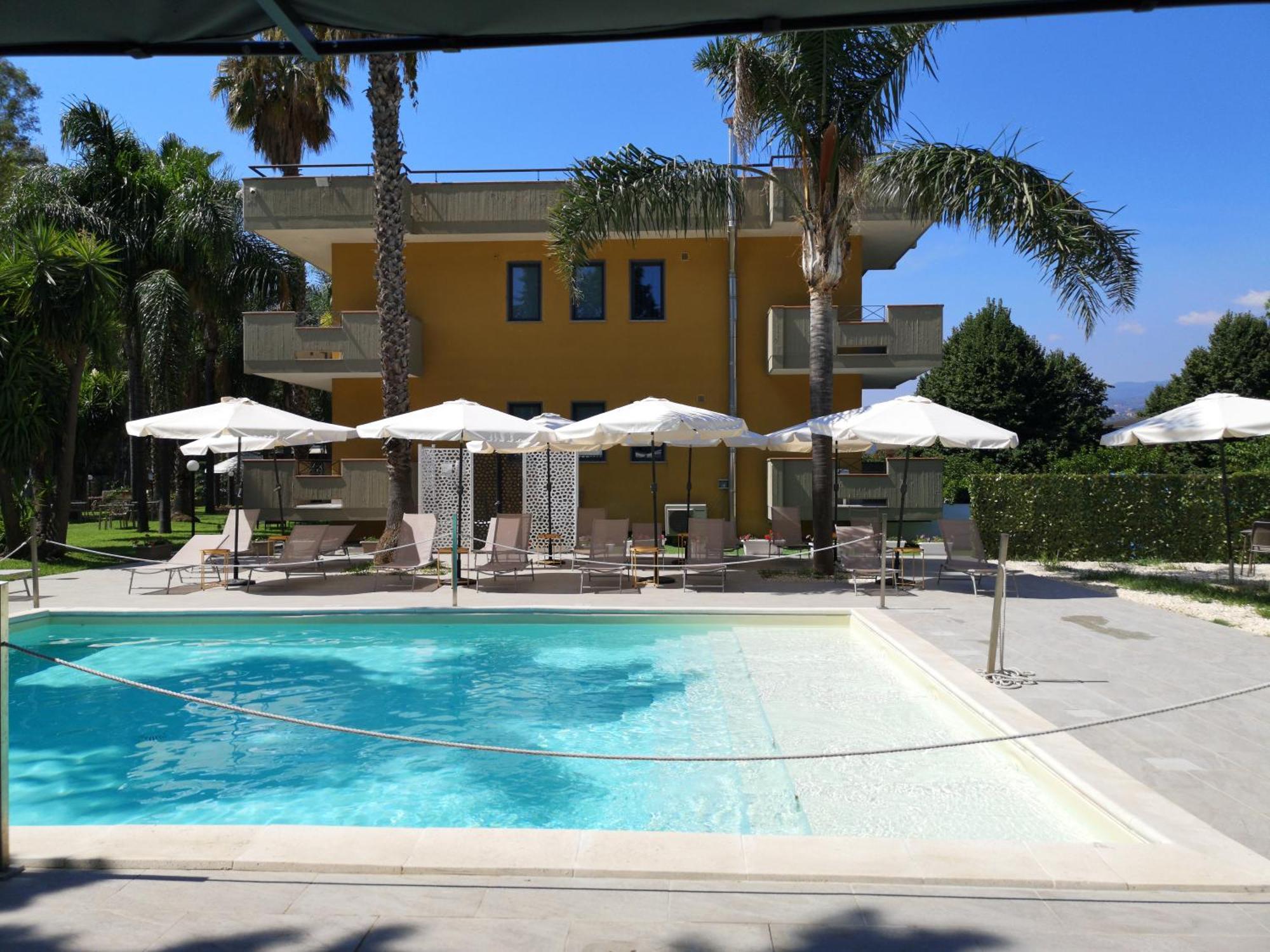 Oasi Park Hotel Mascali Exterior photo