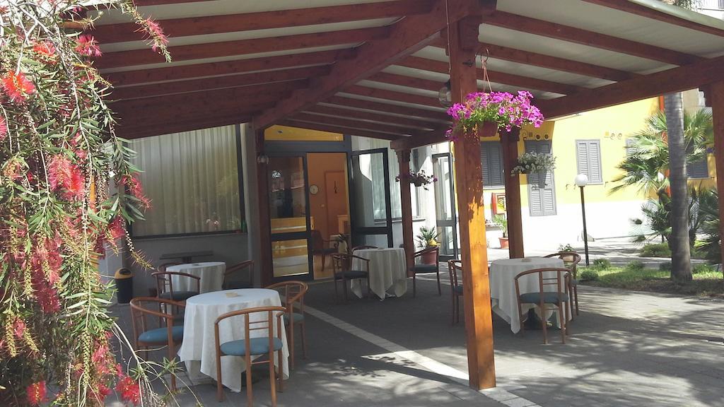 Oasi Park Hotel Mascali Exterior photo